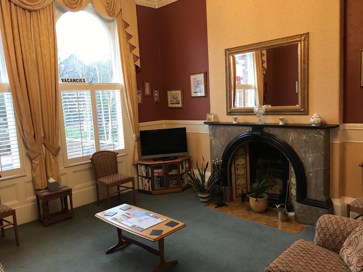 The Bowden Lodge Southport Ngoại thất bức ảnh